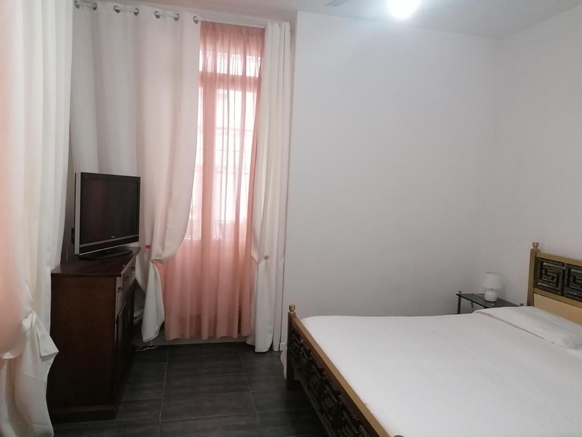 Hotel Casa Nuccia 2 Mediolan Zewnętrze zdjęcie