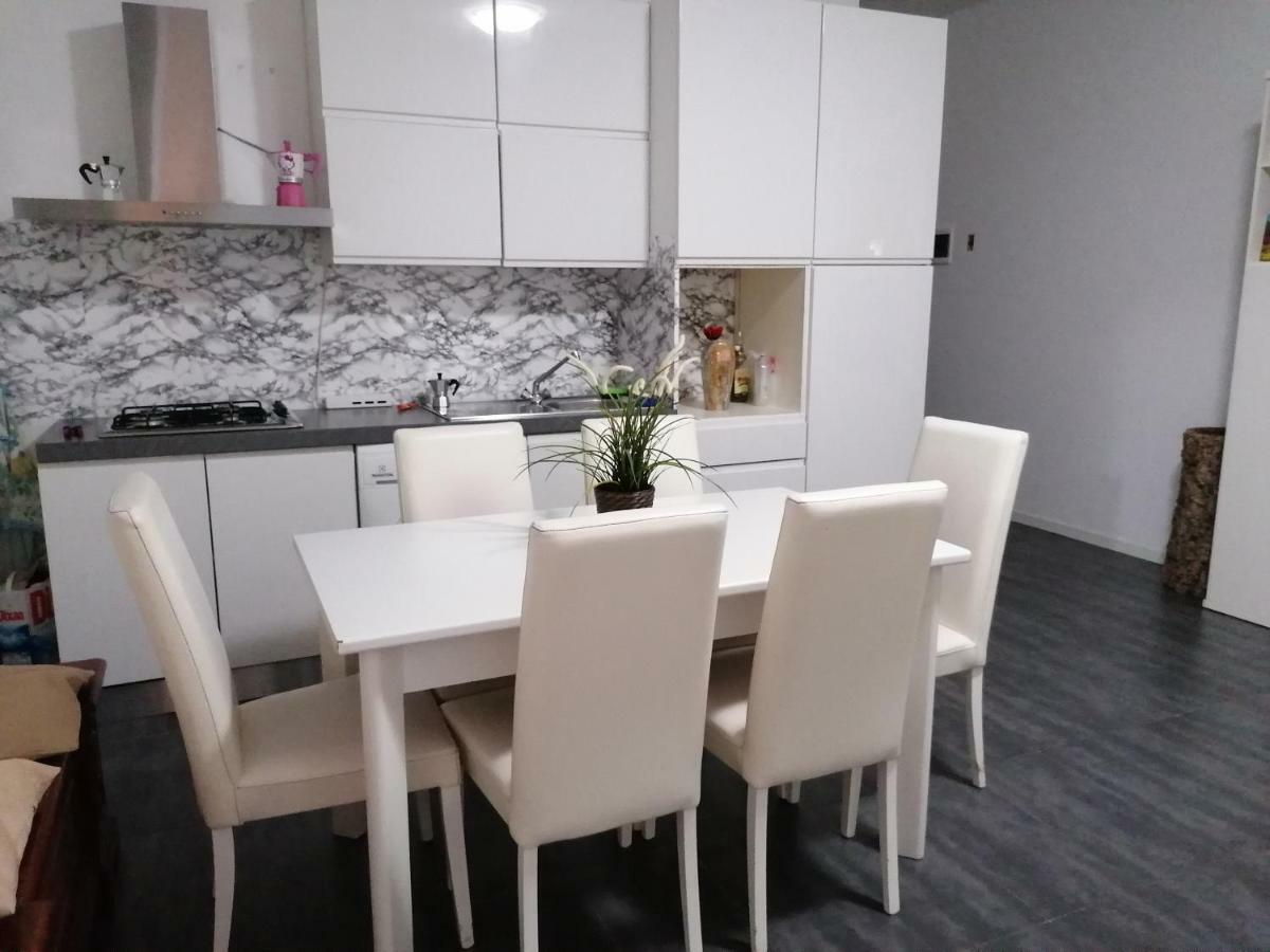 Hotel Casa Nuccia 2 Mediolan Zewnętrze zdjęcie