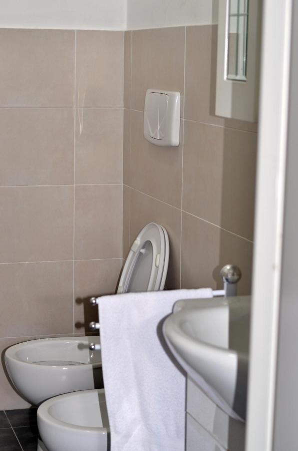 Hotel Casa Nuccia 2 Mediolan Zewnętrze zdjęcie